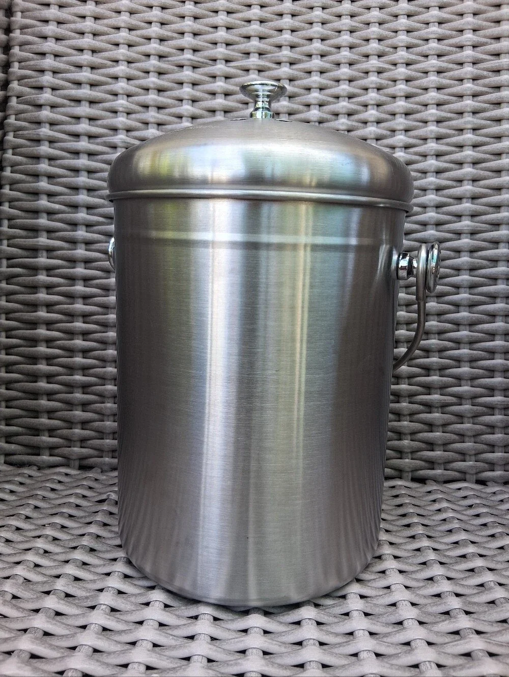NEW Utopia Kitchen Stainless Steel Kitchen Compost Bin - Brushed Silver
